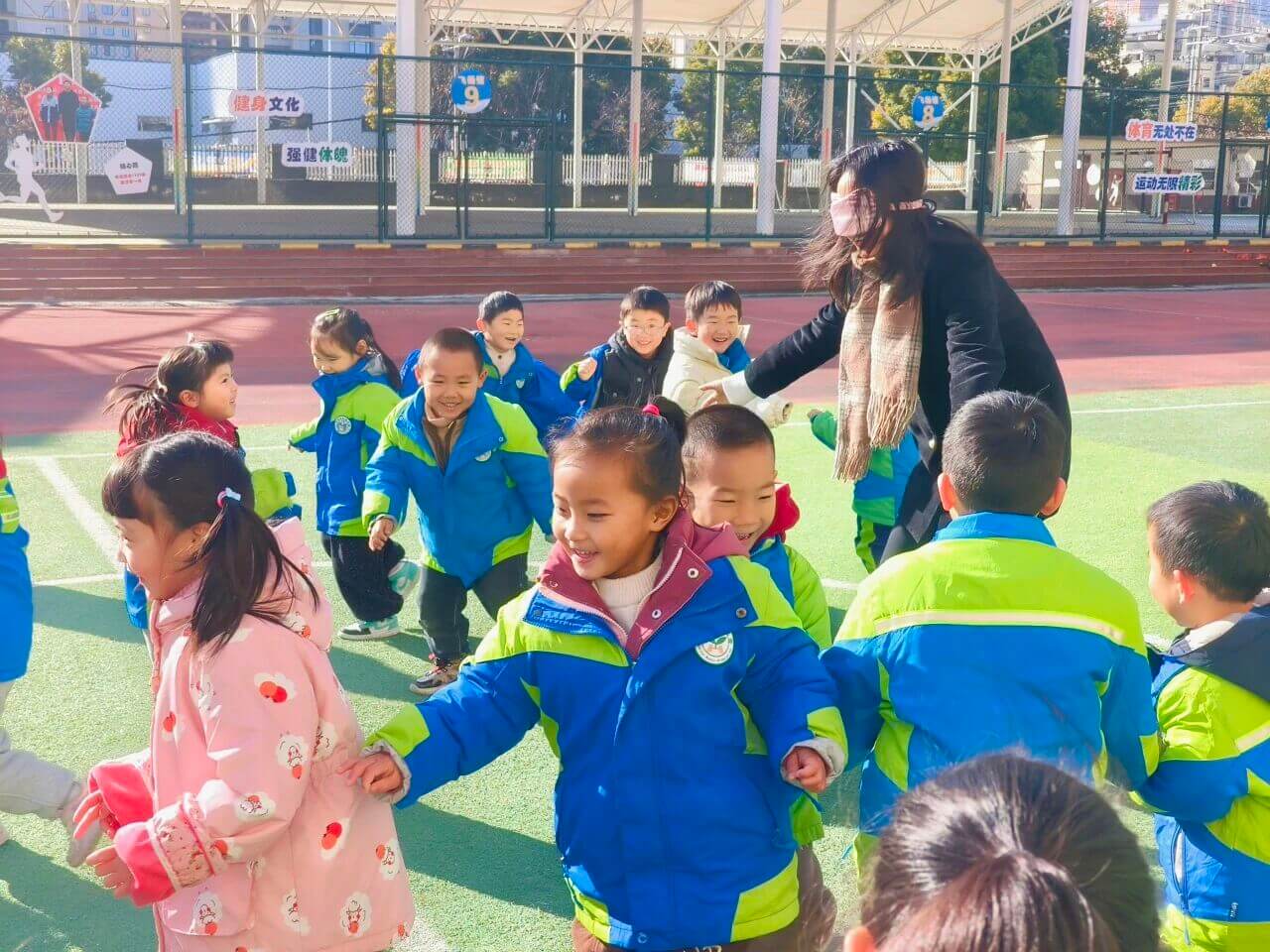 8e30ce0de7c2d736220185d72d9097d2