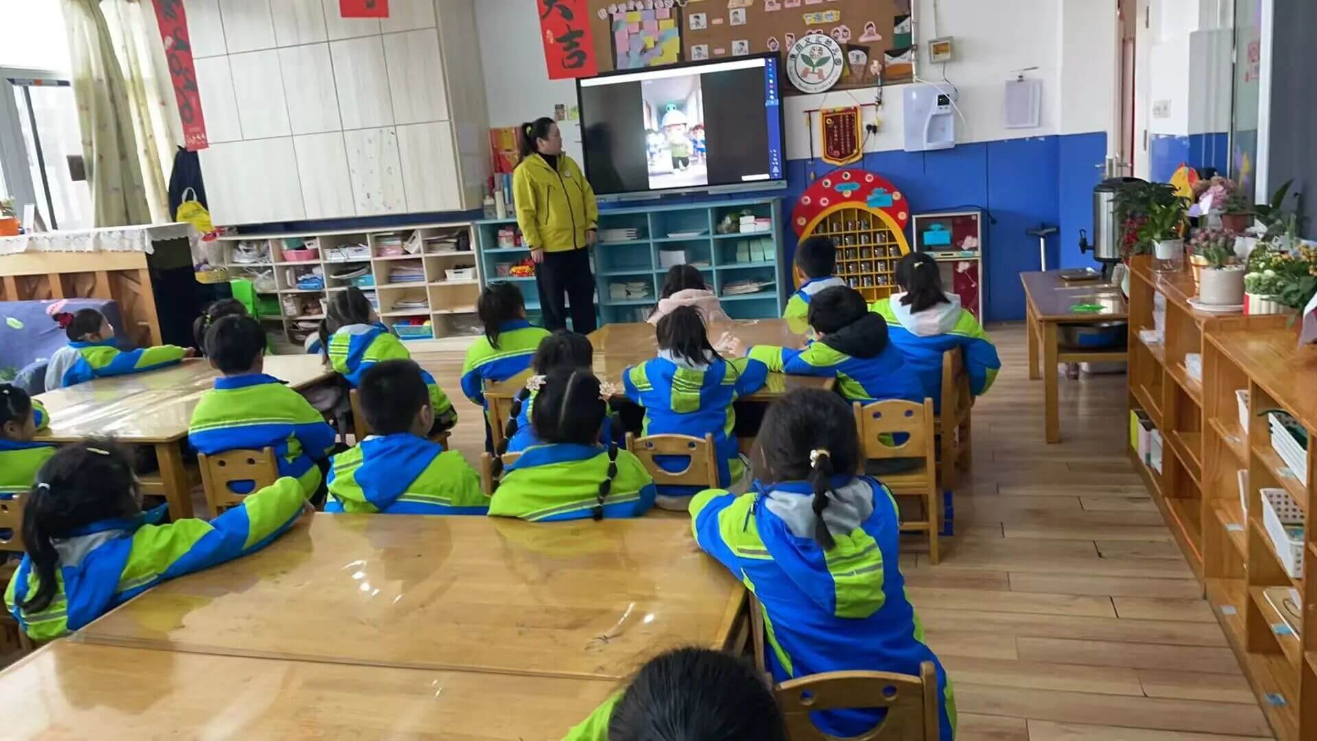 976d10b445006dcc1c7c18b7ab2df099